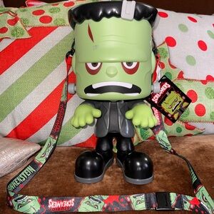 ✨NEW✨ LIMITED EDITION FRANKENSTEIN UNIVERSAL POPCORN BUCKET